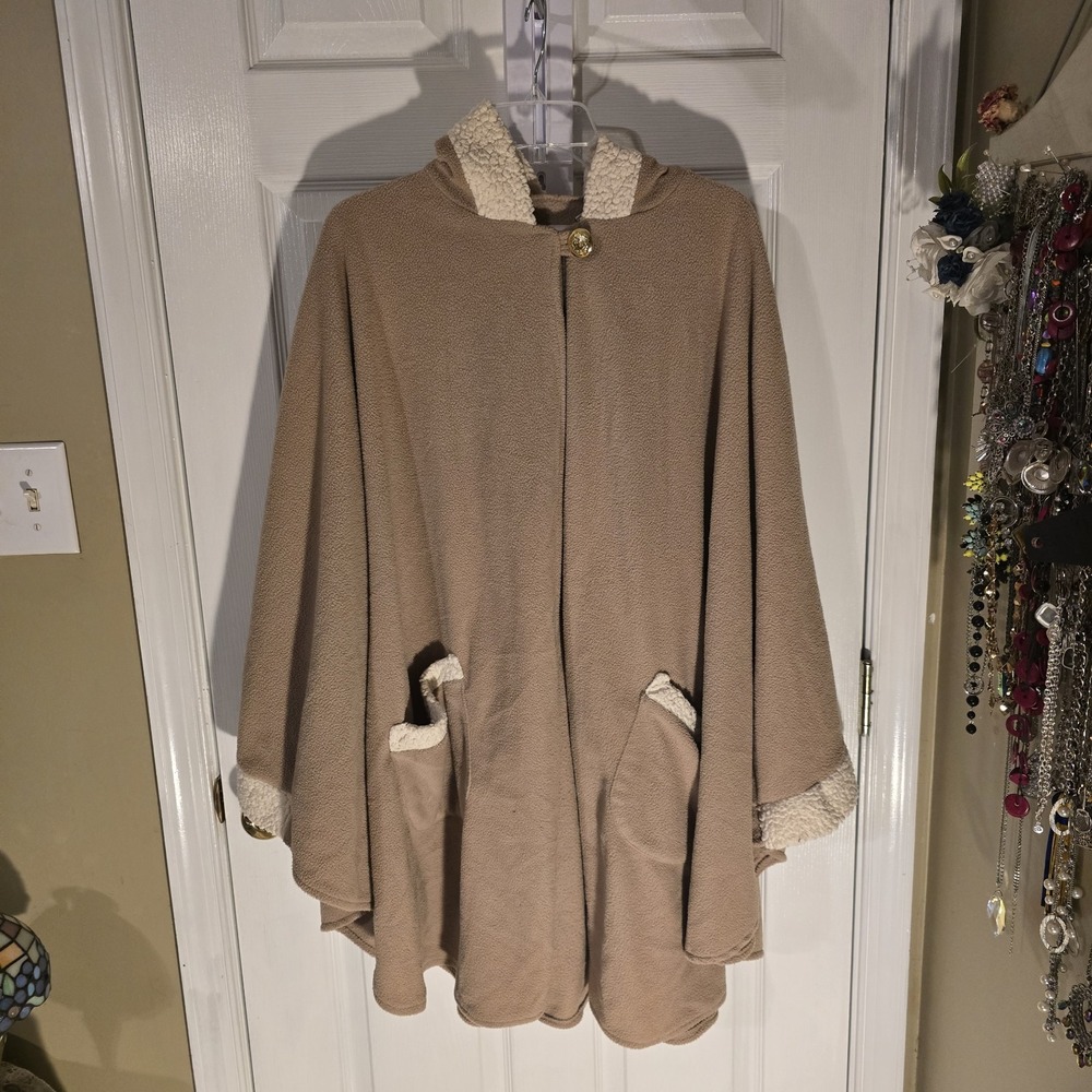 Le Moda Women's Poncho Cape Coat Pockets Faux Fur Tan One Size
